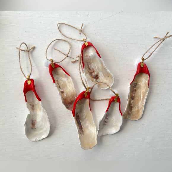 NWT Hand Painted Santa Claus Oyster Shell Ornaments - Set of 6 - Picture 4 of 4
